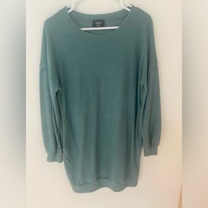 Women’s VICI sweater dress. Small. Used- good condition.